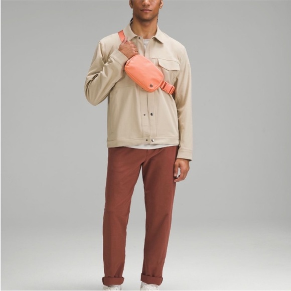 NWT Lululemon Belt Bag in Tiger - Picture 2 of 10